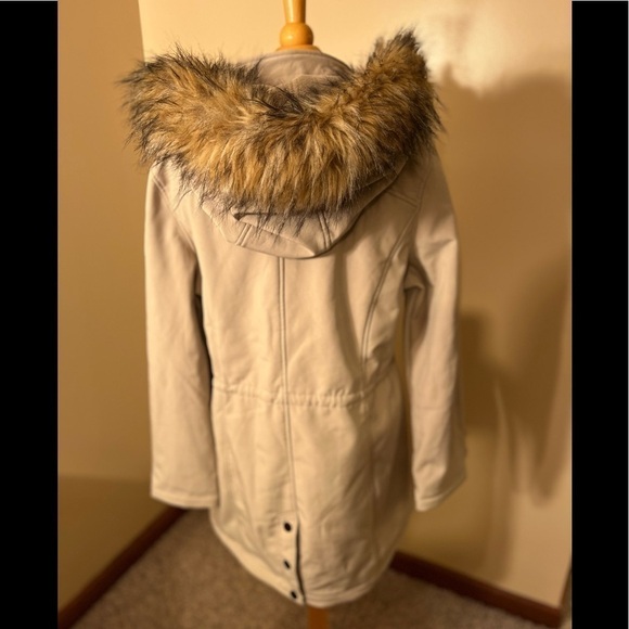 Canada Weathergear Tan Coat W/Detachable Faux Fur Hat Sz L - Picture 10 of 13
